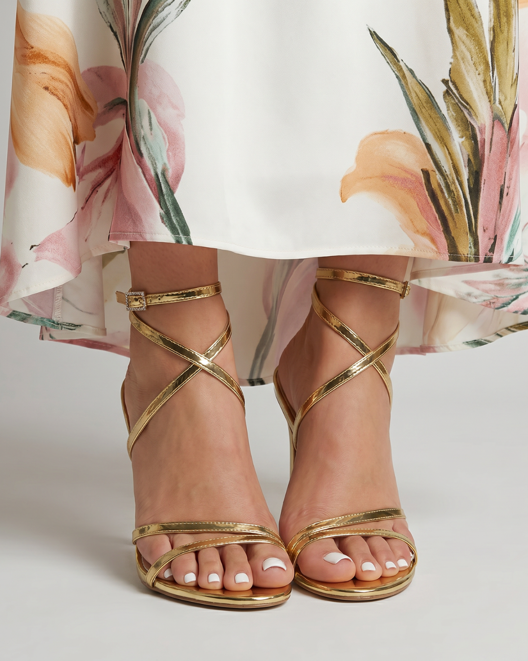 Isolde | Sandalias Stiletto Metalizadas con Tiras Envolventes