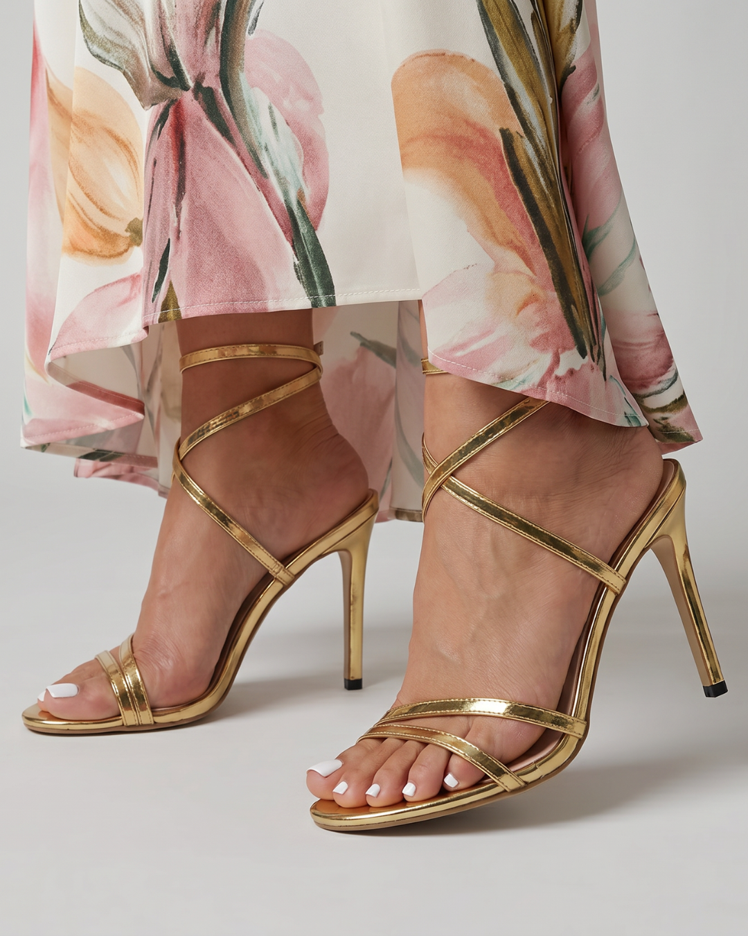Isolde | Sandalias Stiletto Metalizadas con Tiras Envolventes