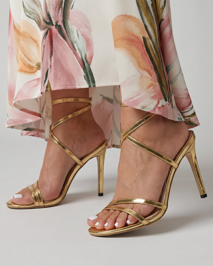 Isolde | Sandalias Stiletto Metalizadas con Tiras Envolventes