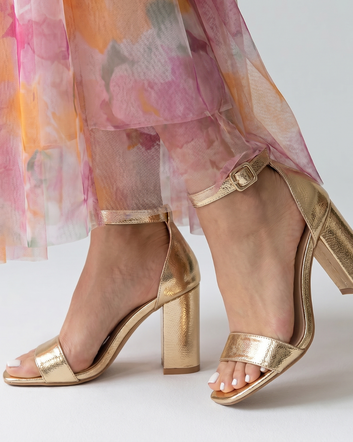 Calista | Sandalias Metalizadas de Tacón Ancho con Tira de Tobillo