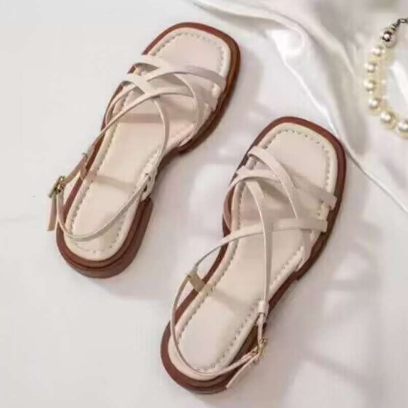 Sandalias Vittoria de tiras en cuero italiano