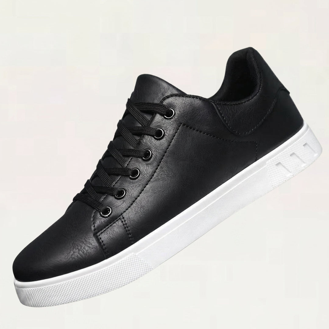 BERLIN – Zapatillas de cuero
