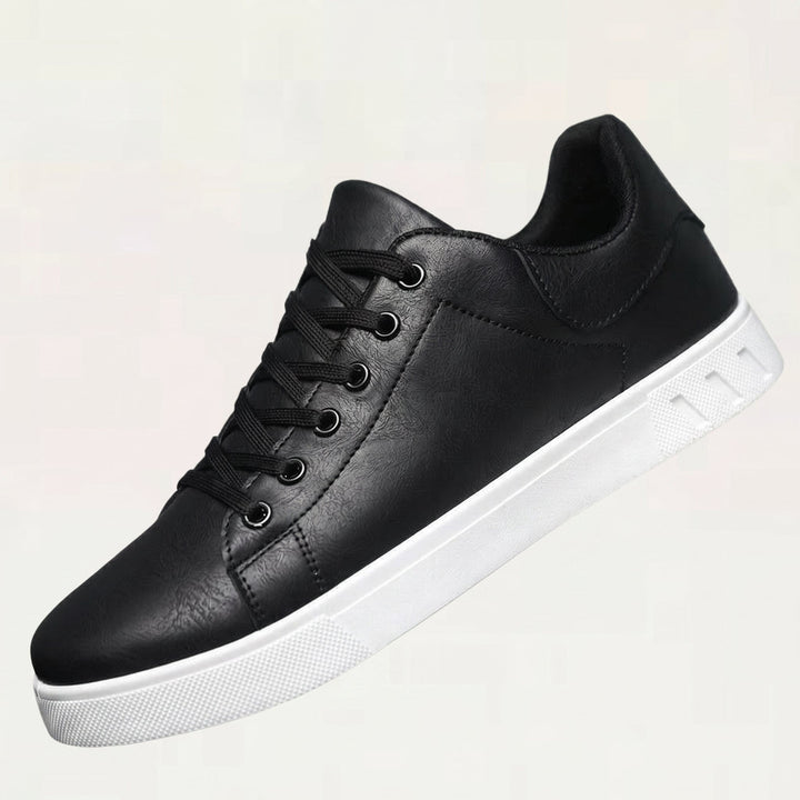 BERLIN – Zapatillas de cuero