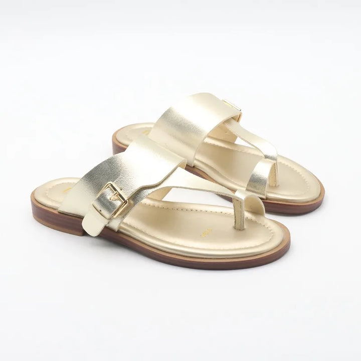 Sandalias Nice de cuero con hebilla