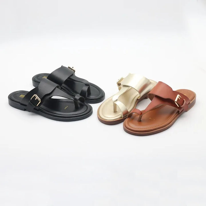 Sandalias Nice de cuero con hebilla