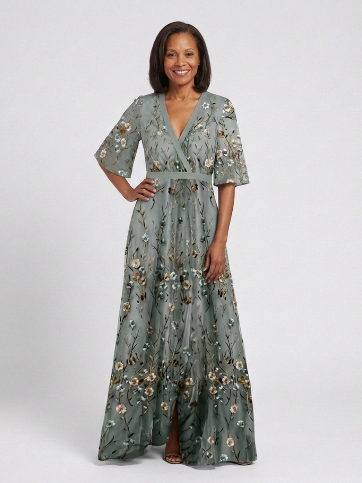 Evade | Vestido Maxi Floral de Manga Corta con Escote en V