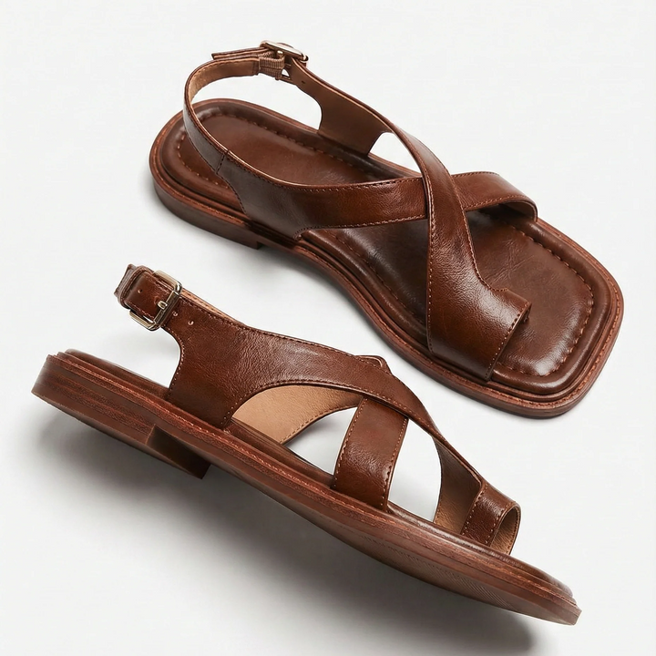 Sandalias cruzadas en cuero italiano